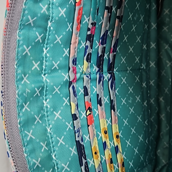 Lug Women's Mamba Wildflower Multi-Color Floral Adjustable Strap Crossbody Bag - Picture 8 of 16